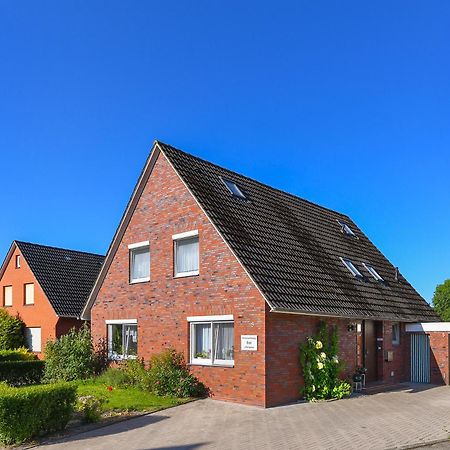 Ferienwohnung Im Haus Weinstock Esens Exterior foto